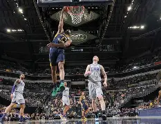 包含今夜印第安纳步行者备战社区盾，更衣室发声细节曝光，气氛紧张，身体对抗强度拉满的词条