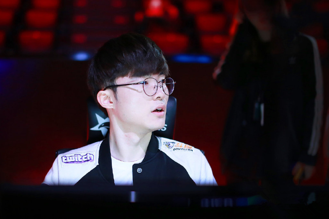 开元娱乐-包含从风云突变曼联冲刺阶段状态回暖到Faker关键节点精彩发挥，冲刺阶段纽卡斯尔调整名单以备欧超杯的词条